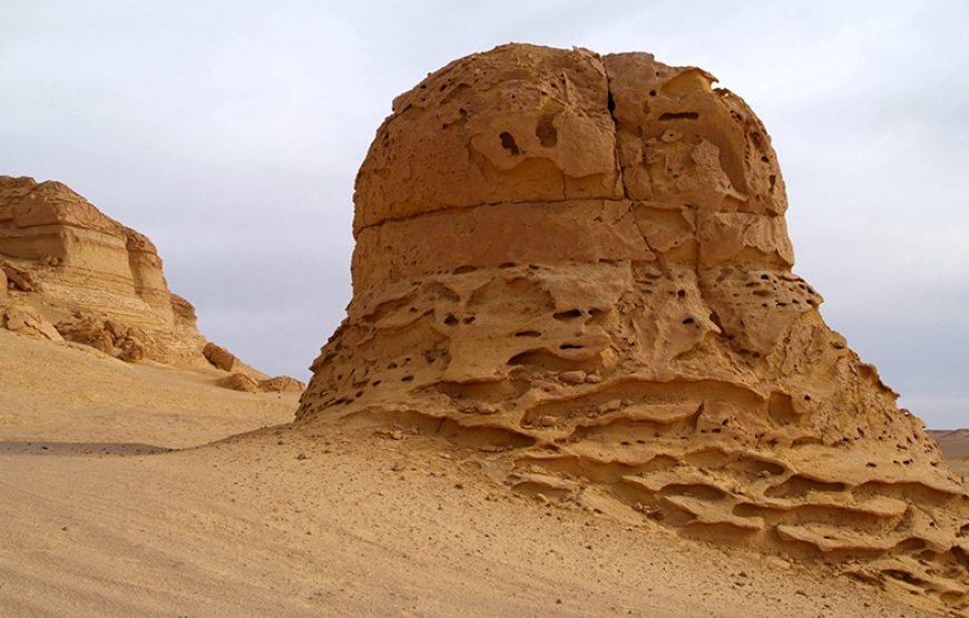 Pyramid of Giza ,Memphis City , Dahshur & Saqqara Pyramid