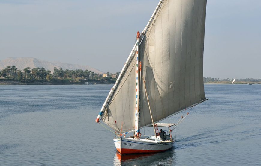 Pyramids Tour and lunch at Cairo with Feluca